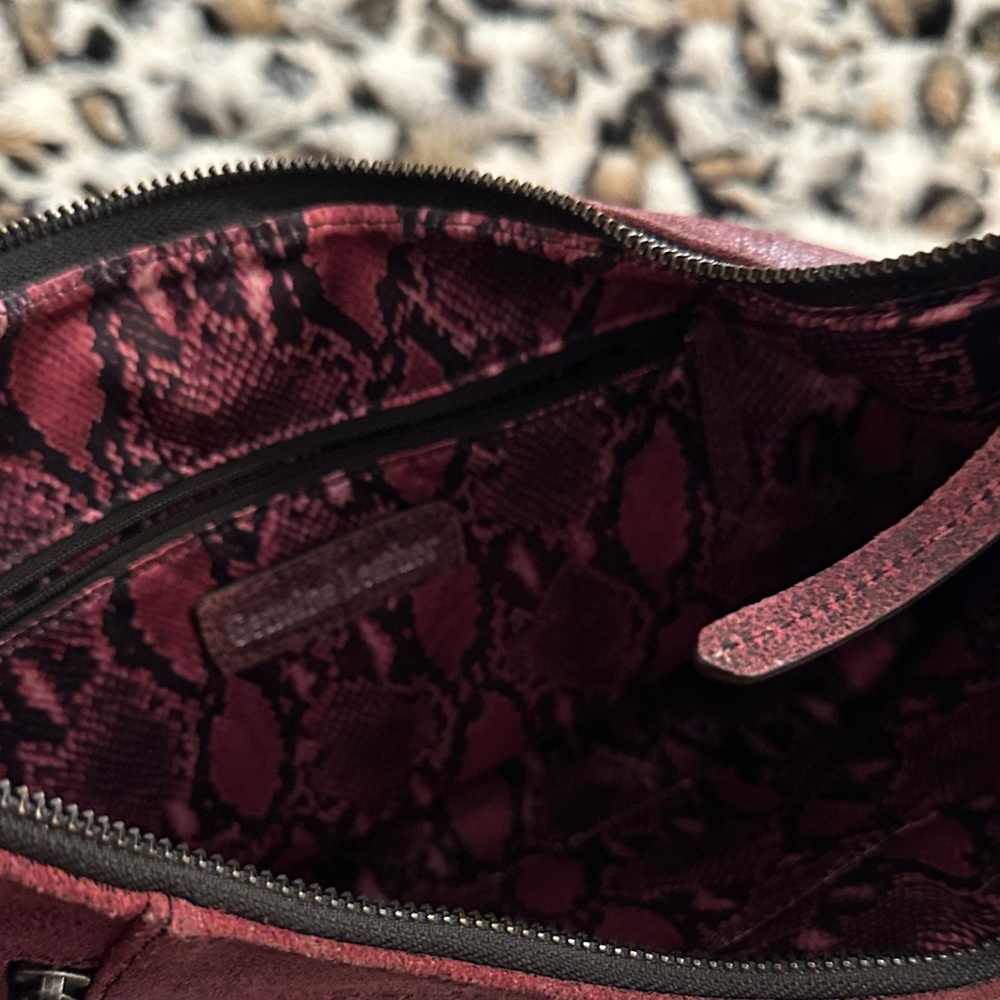 Harley Davidson Burgundy Shoulder Bag - Picture 5 of 8